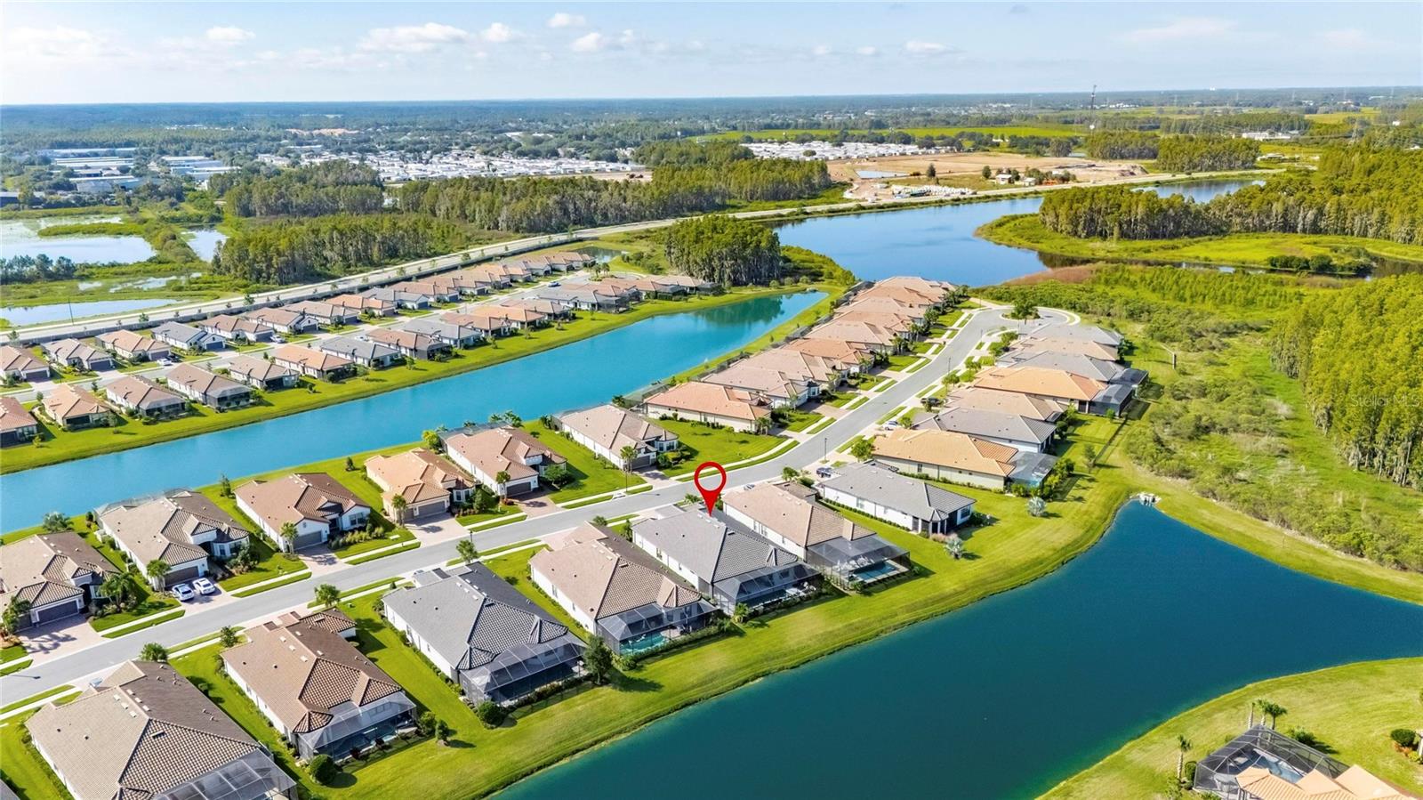 Listing photo id 93 for 11121 Egeria Drive