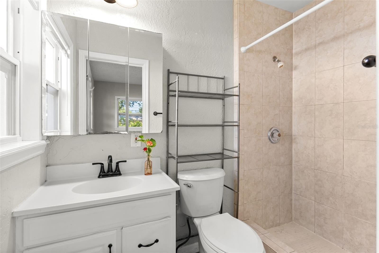Image 11 of 26 For 10126 Bahama Court