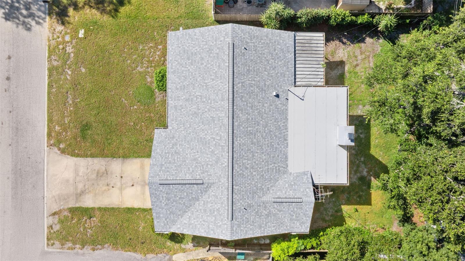 Image 22 of 26 For 10126 Bahama Court