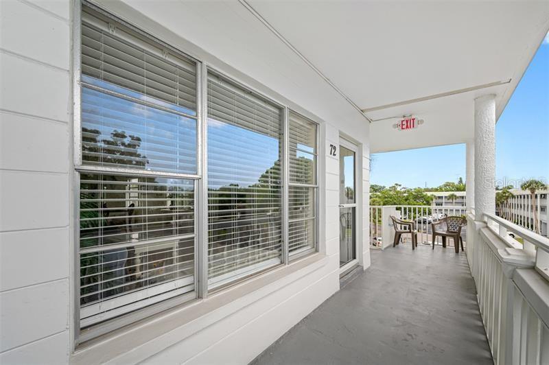 Image 4 of 43 For 2428 Columbia Drive 72