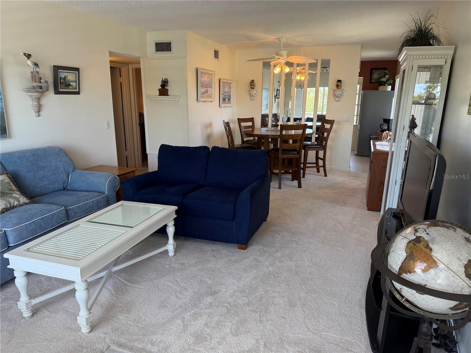 Image 6 of 43 For 2428 Columbia Drive 72