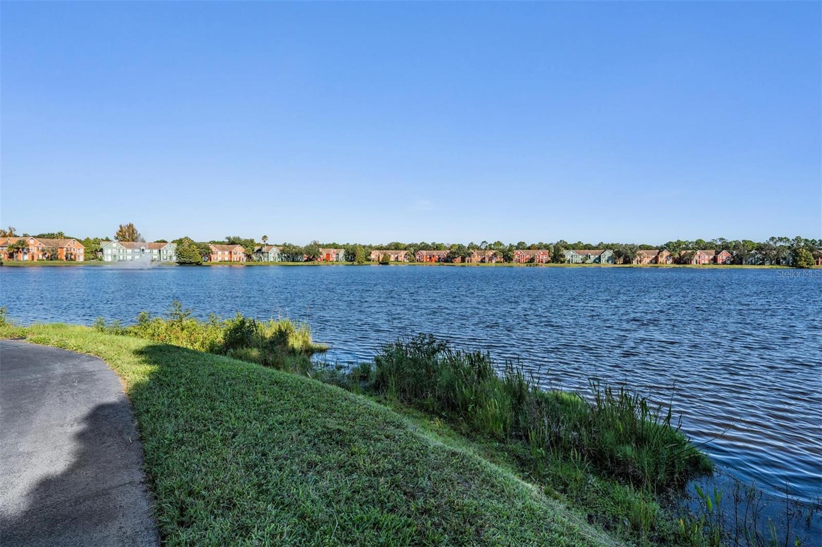 Image 15 of 27 For 9586 Lake Chase Island Way 9586