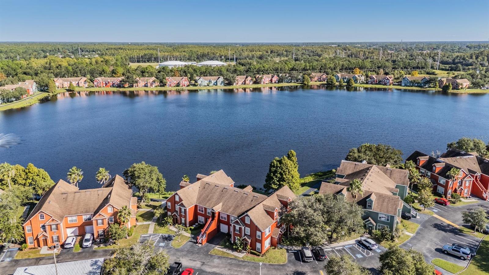 Image 18 of 27 For 9586 Lake Chase Island Way 9586