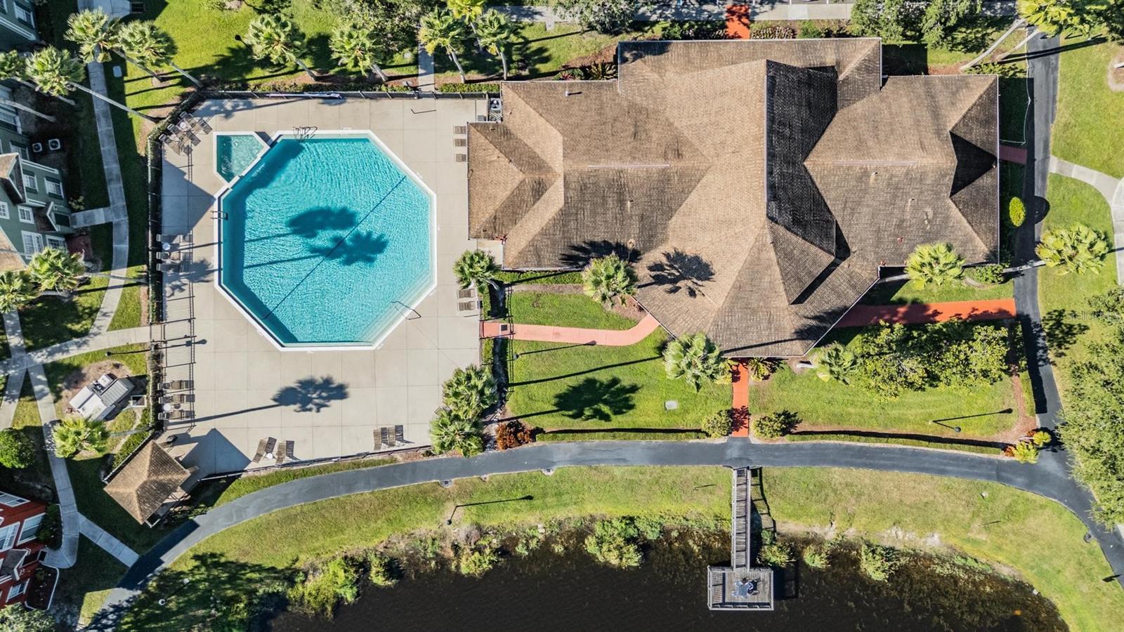 Image 21 of 27 For 9586 Lake Chase Island Way 9586