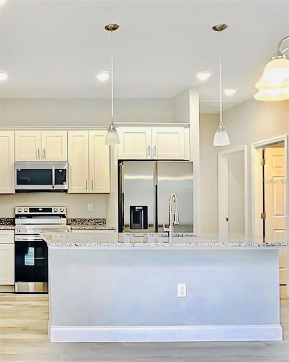 Image 5 of 40 For 15100 51st Ter