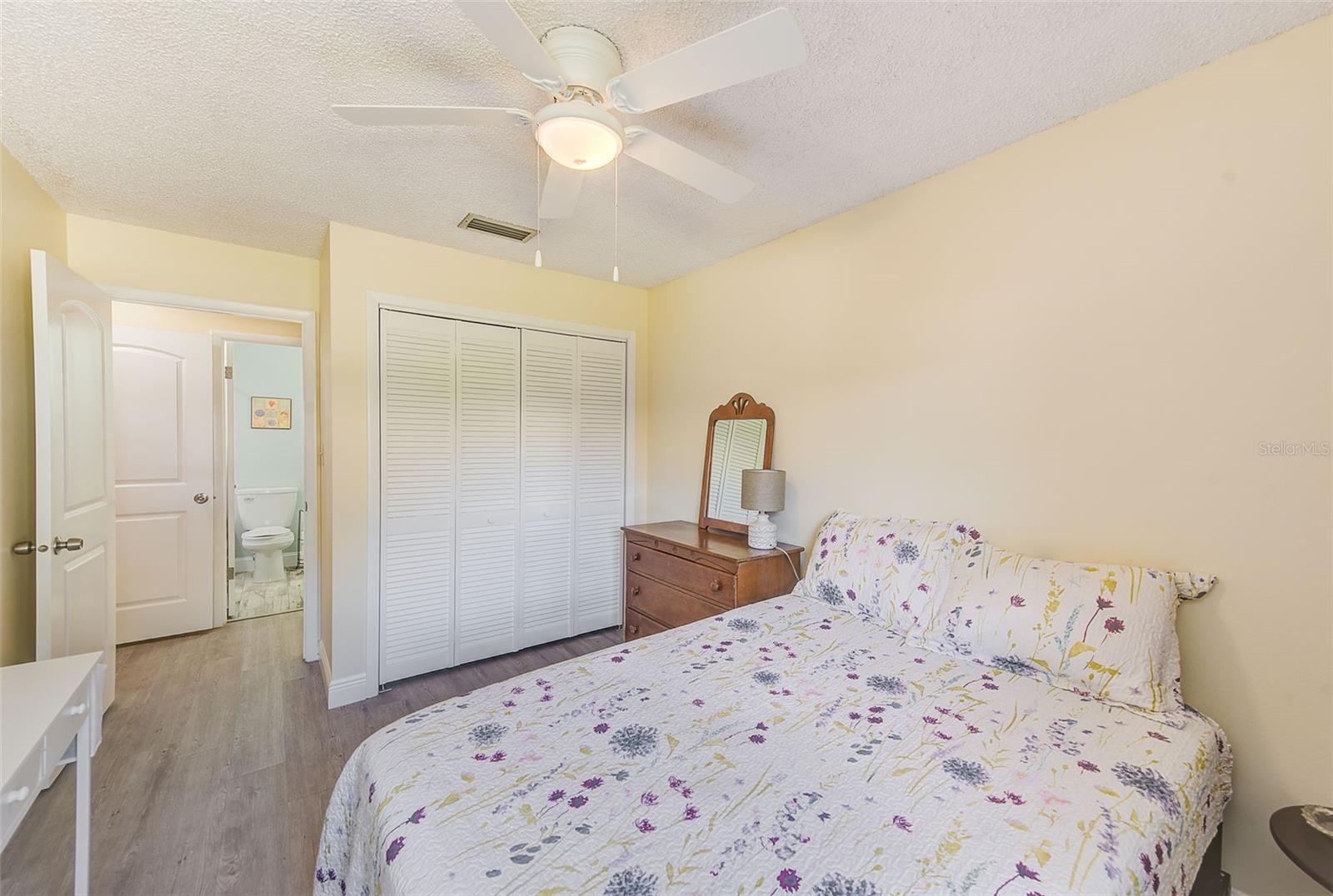 Listing photo id 12 for 4359 Tahitian Gardens Circle G