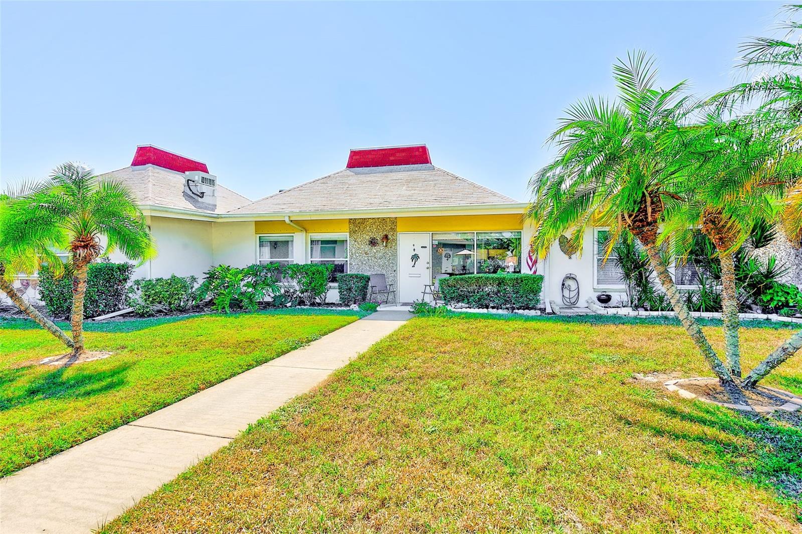 Listing photo id 15 for 4359 Tahitian Gardens Circle G