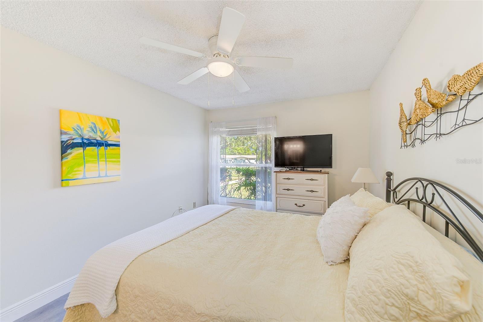 Listing photo id 7 for 4359 Tahitian Gardens Circle G