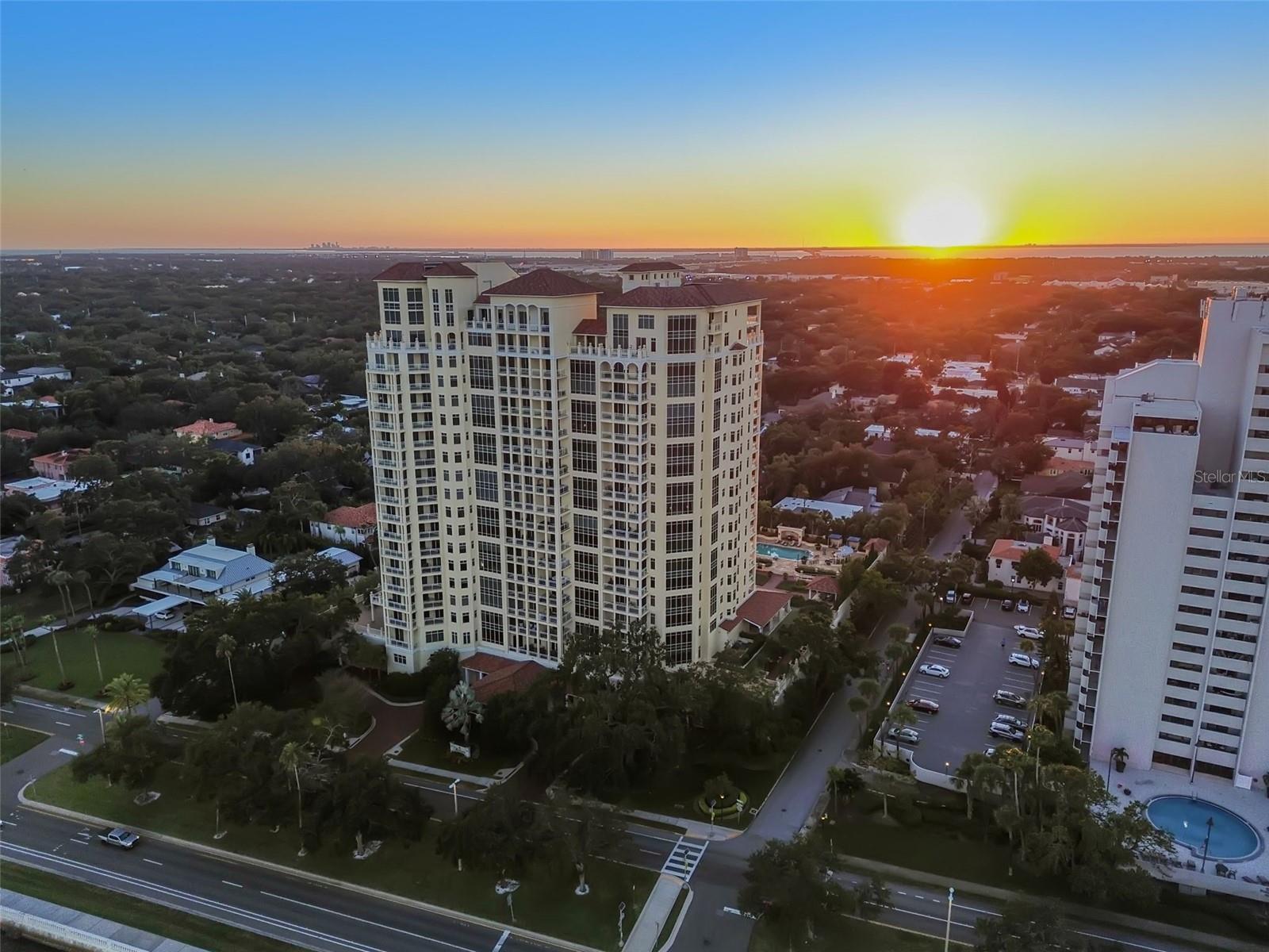 Image 2 of 95 For 4201 Bayshore Boulevard 1501