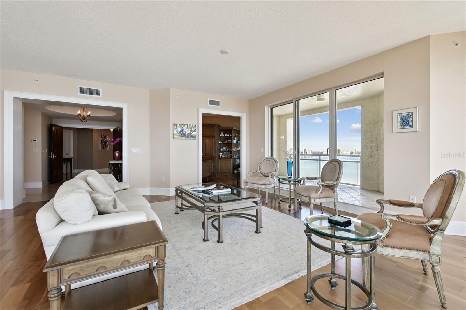 Image 20 of 95 For 4201 Bayshore Boulevard 1501
