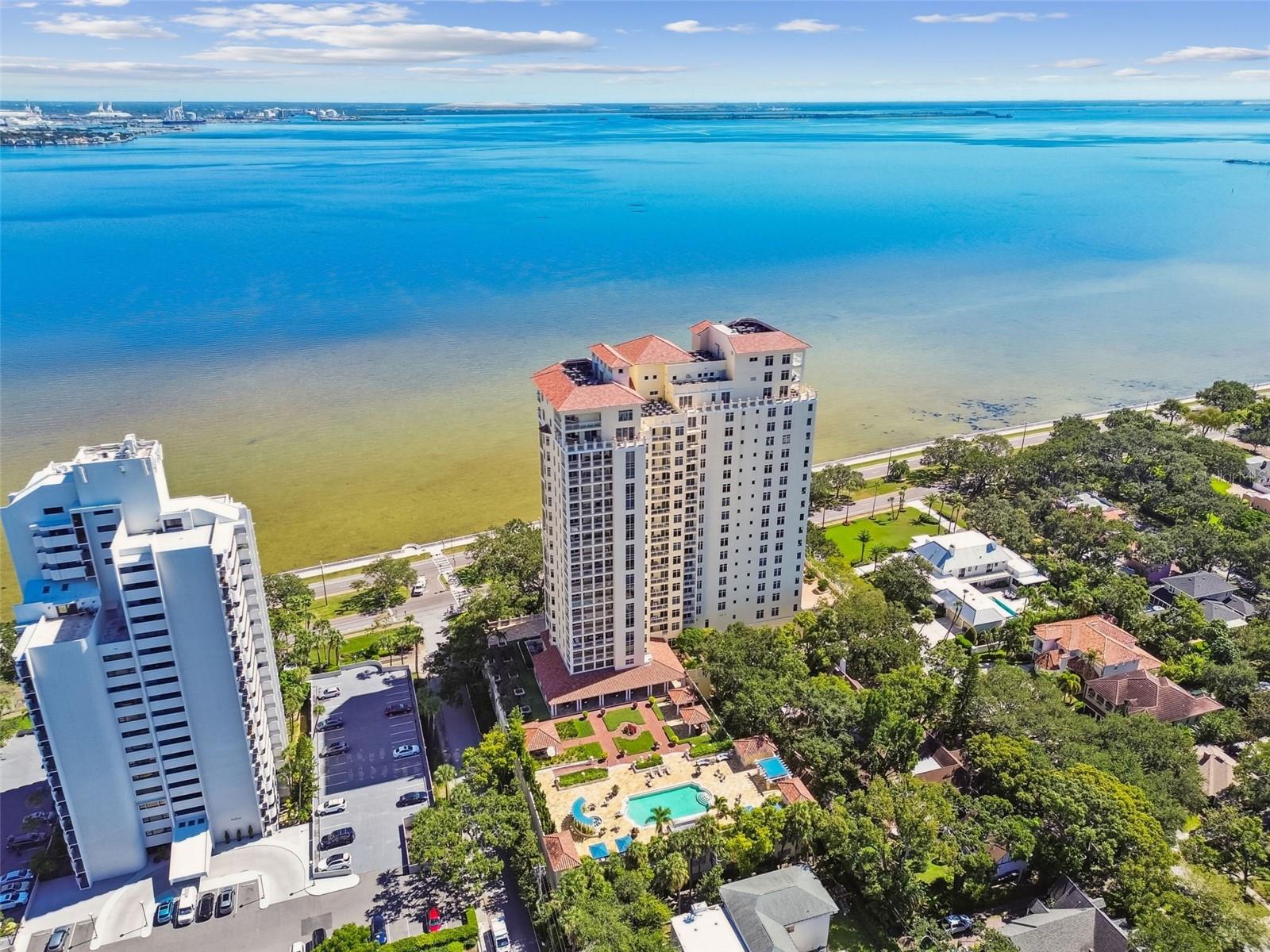 Image 67 of 95 For 4201 Bayshore Boulevard 1501