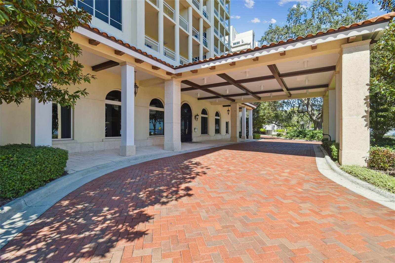 Image 8 of 95 For 4201 Bayshore Boulevard 1501