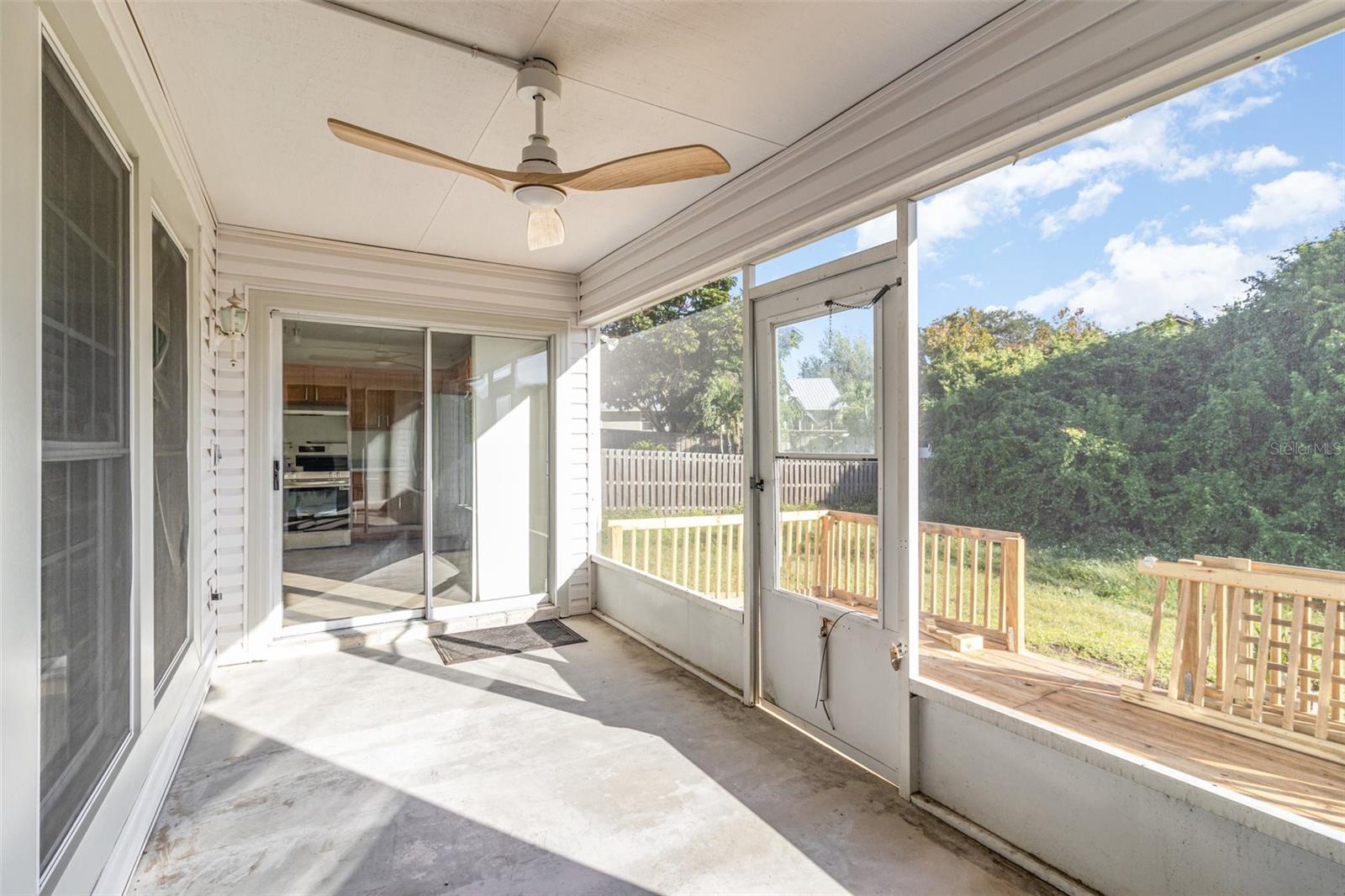 Image 14 of 15 For 847 Trailwood Avenue