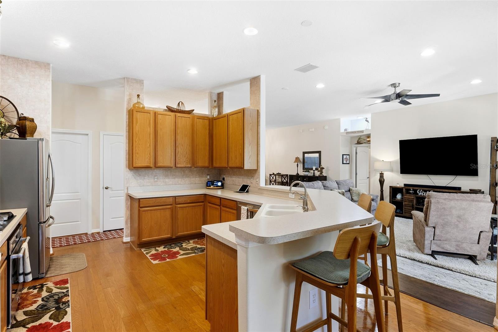 Image 16 of 51 For 3322 Ashmonte Drive