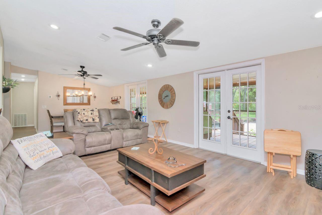 Image 8 of 70 For 6707 Dormany Road