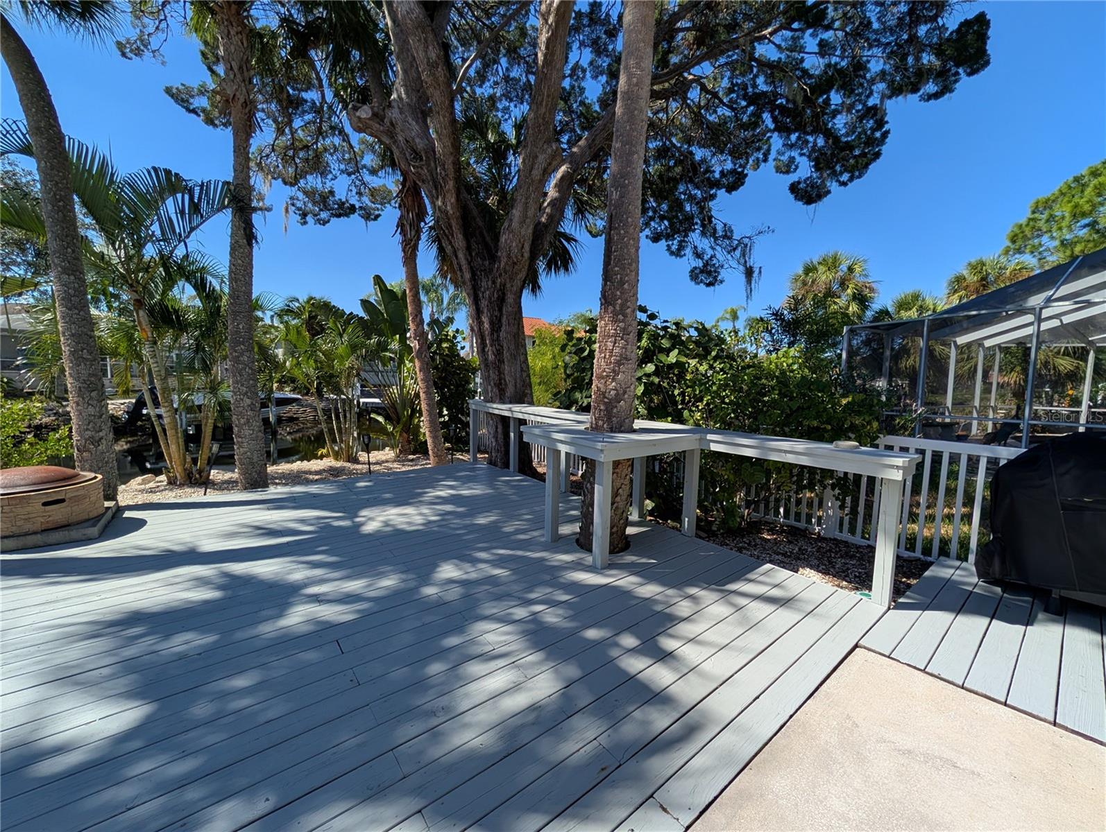 Image 18 of 21 For 4368 Marine Parkway