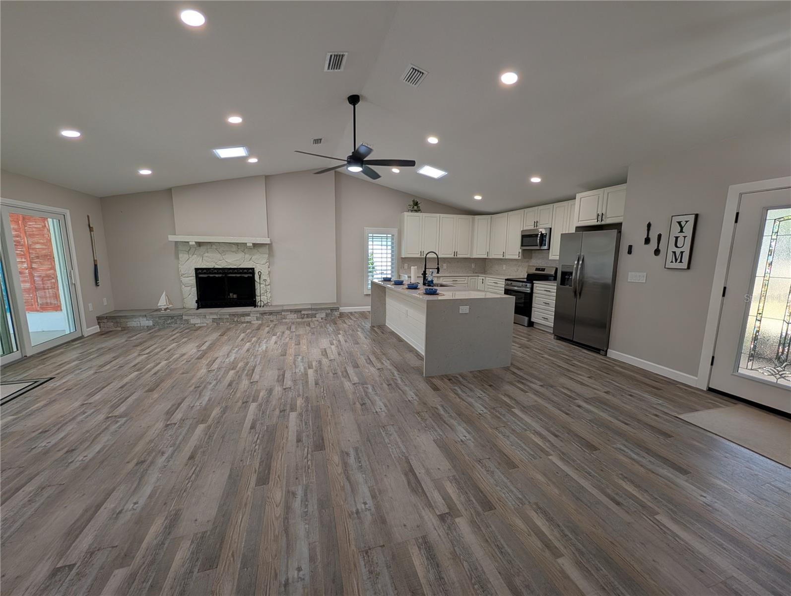 Image 2 of 21 For 4368 Marine Parkway