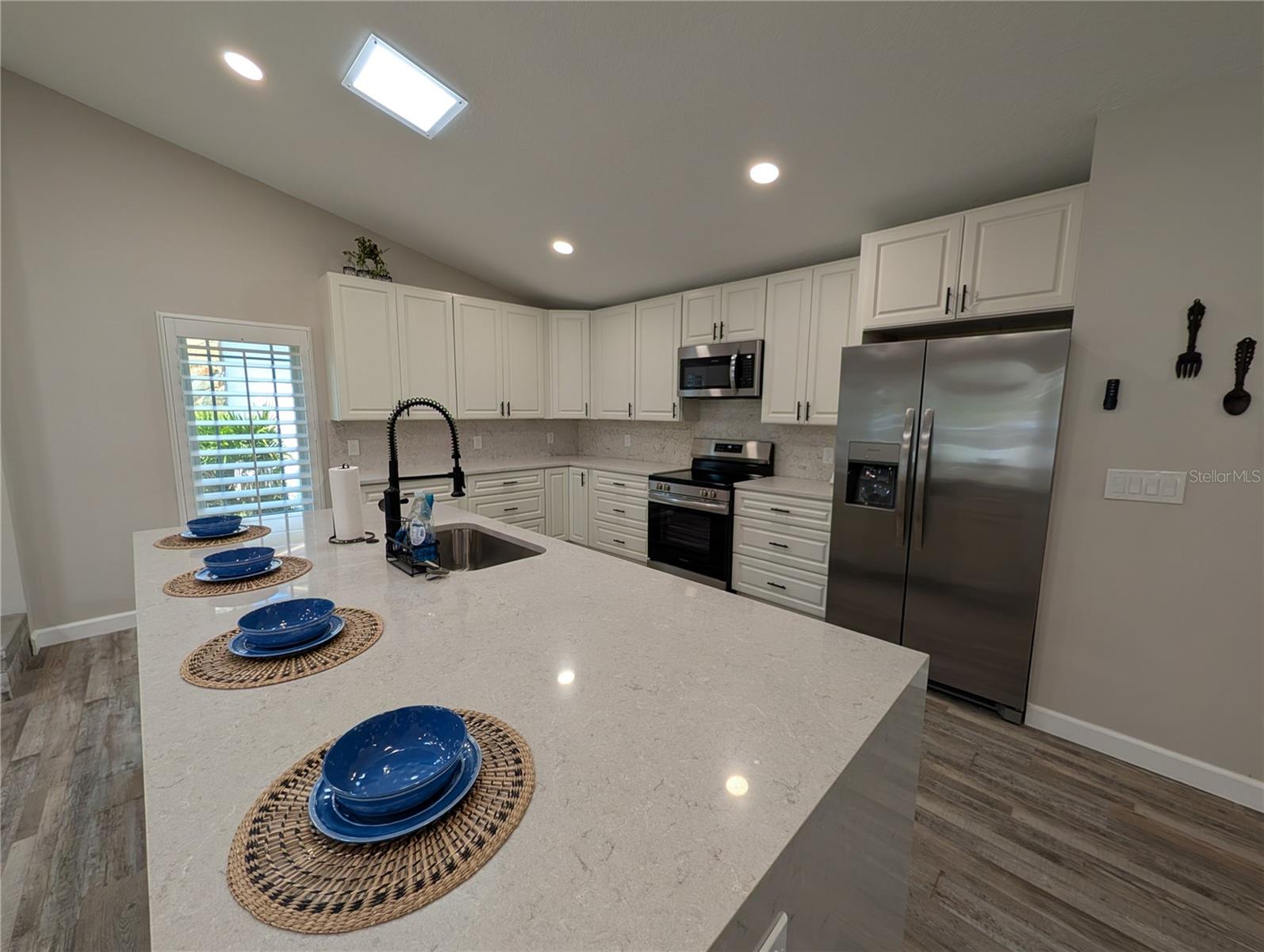 Image 3 of 21 For 4368 Marine Parkway