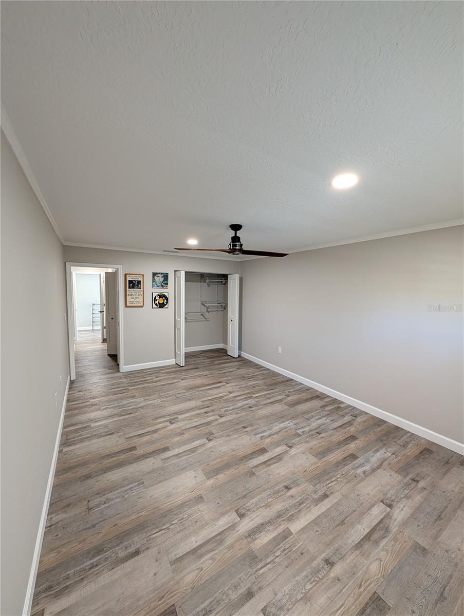 Image 6 of 21 For 4368 Marine Parkway