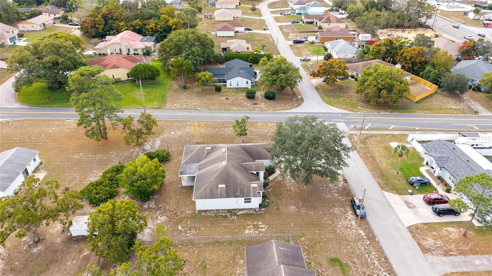 Listing photo id 28 for 13098 Hanley Drive