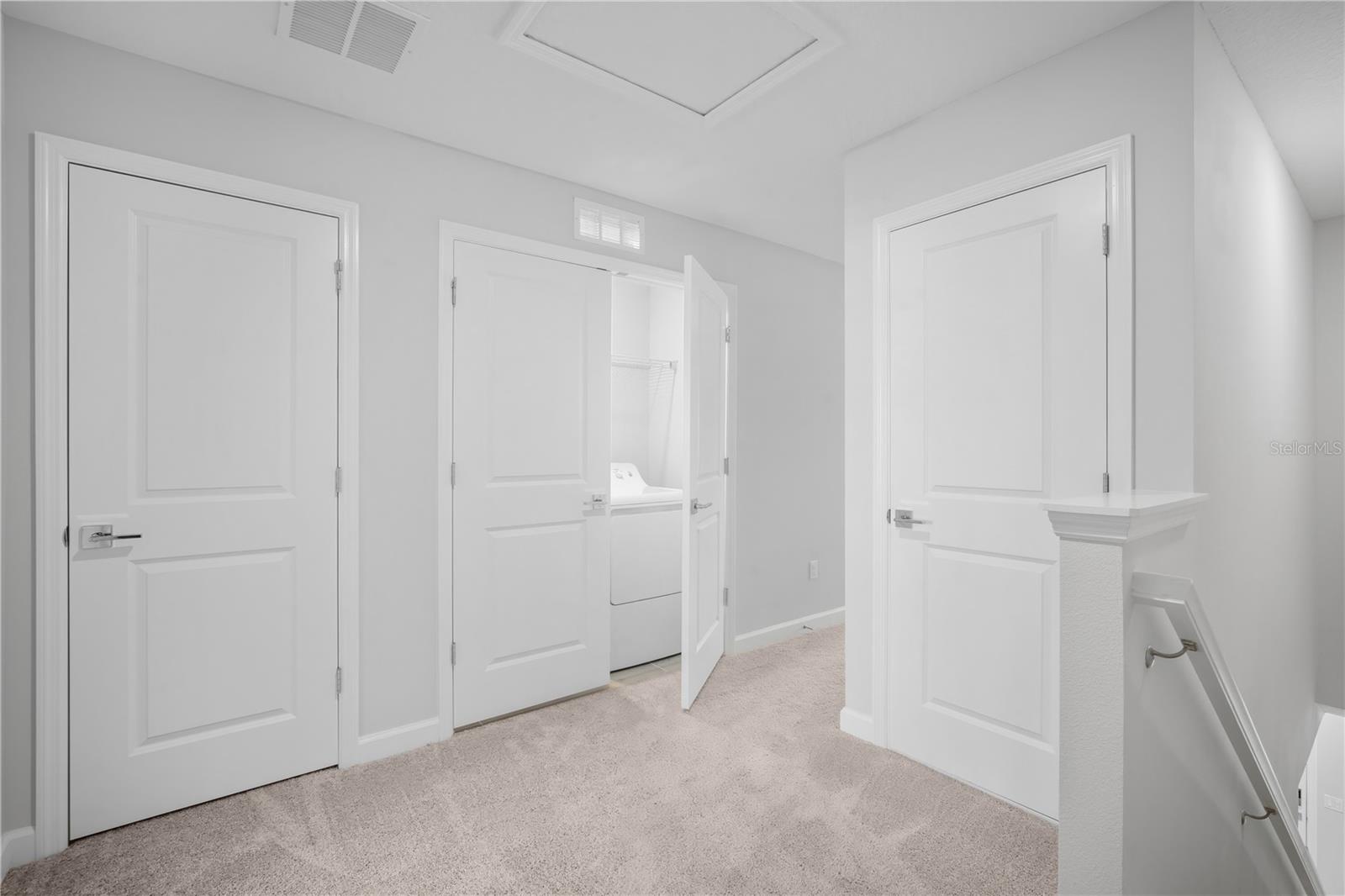 Image 13 of 27 For 7681 Deer Valley Circle