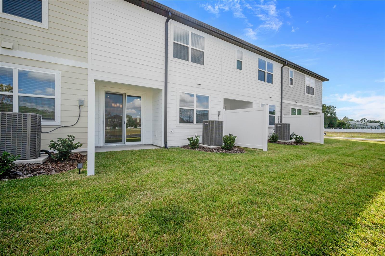 Image 21 of 27 For 7681 Deer Valley Circle