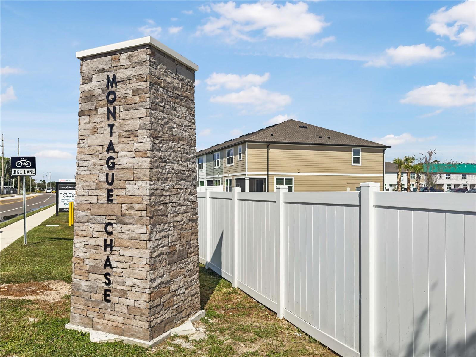 Image 23 of 27 For 7681 Deer Valley Circle