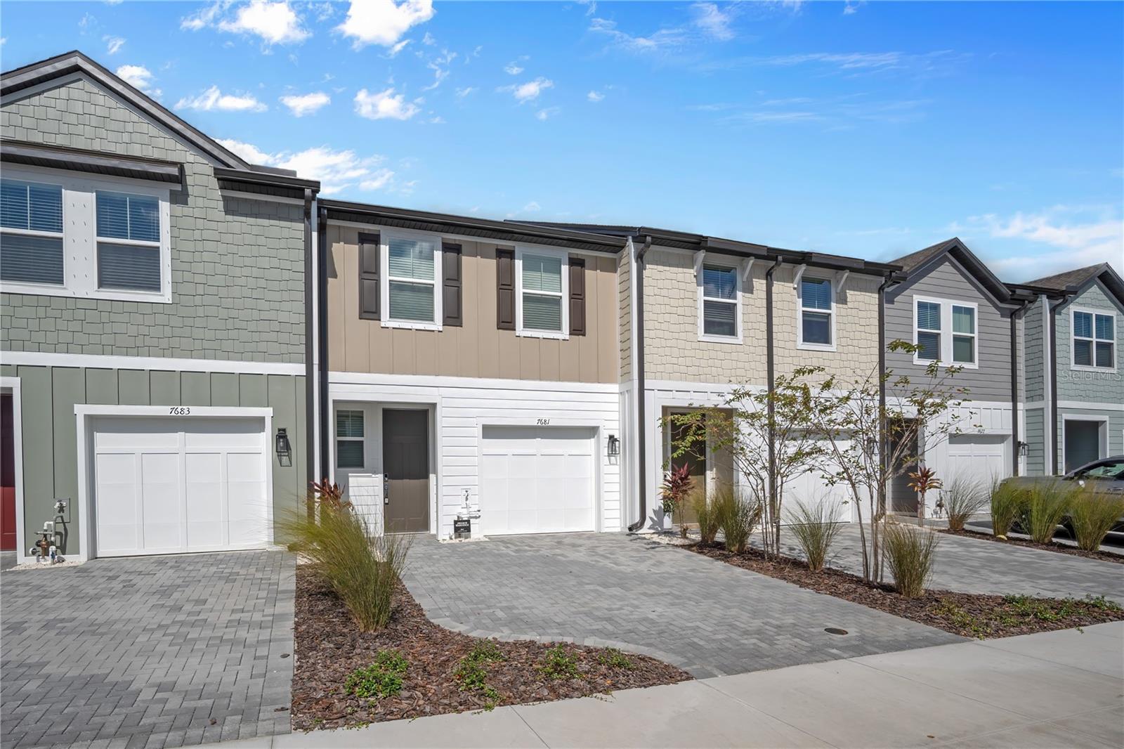 Image 3 of 27 For 7681 Deer Valley Circle