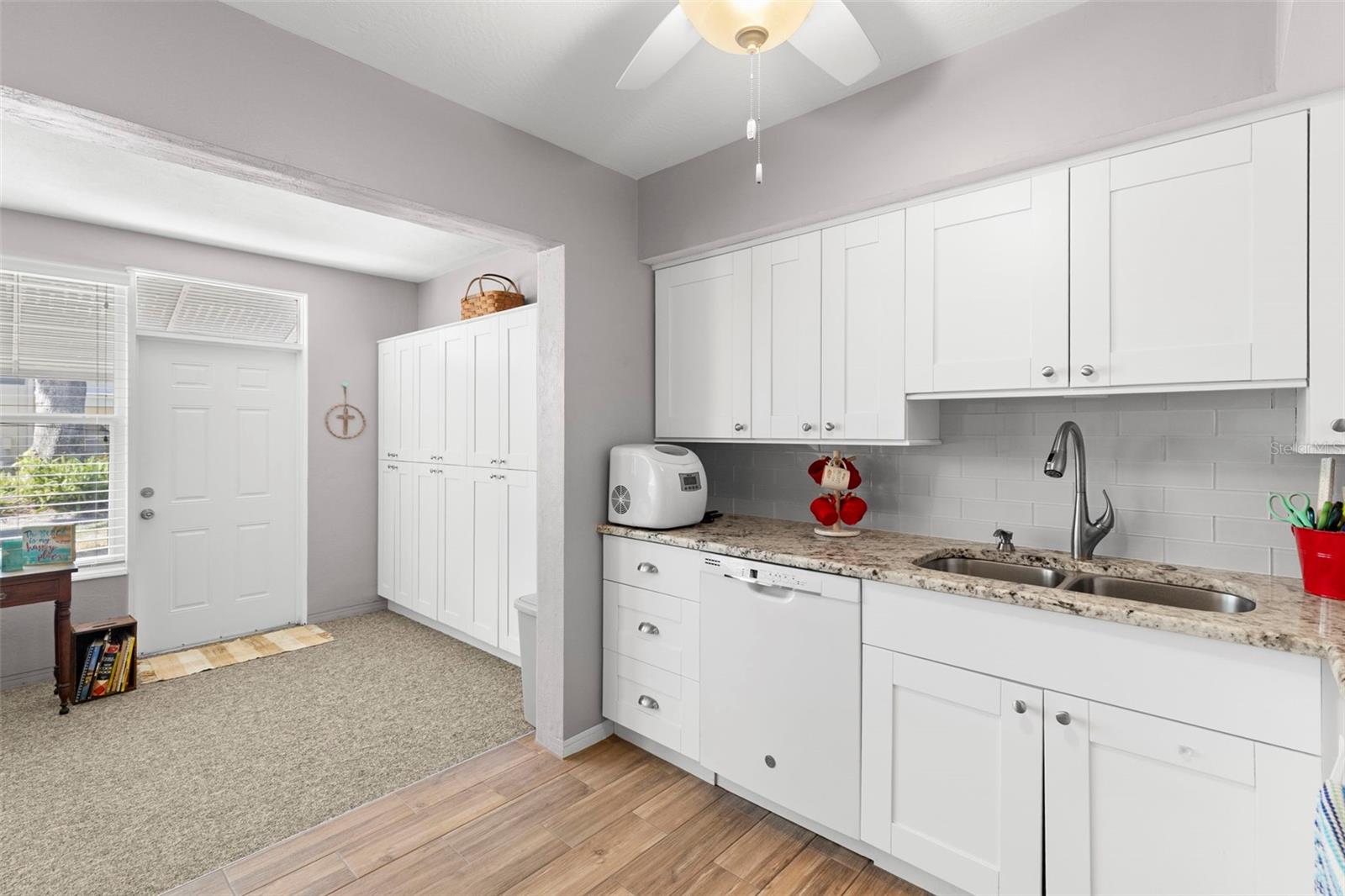 Image 11 of 25 For 4152 55th Way N 927