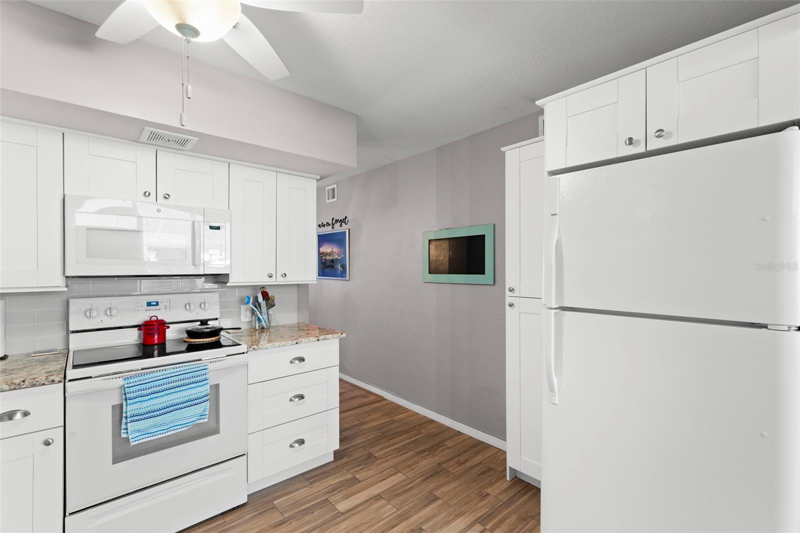 Image 12 of 25 For 4152 55th Way N 927