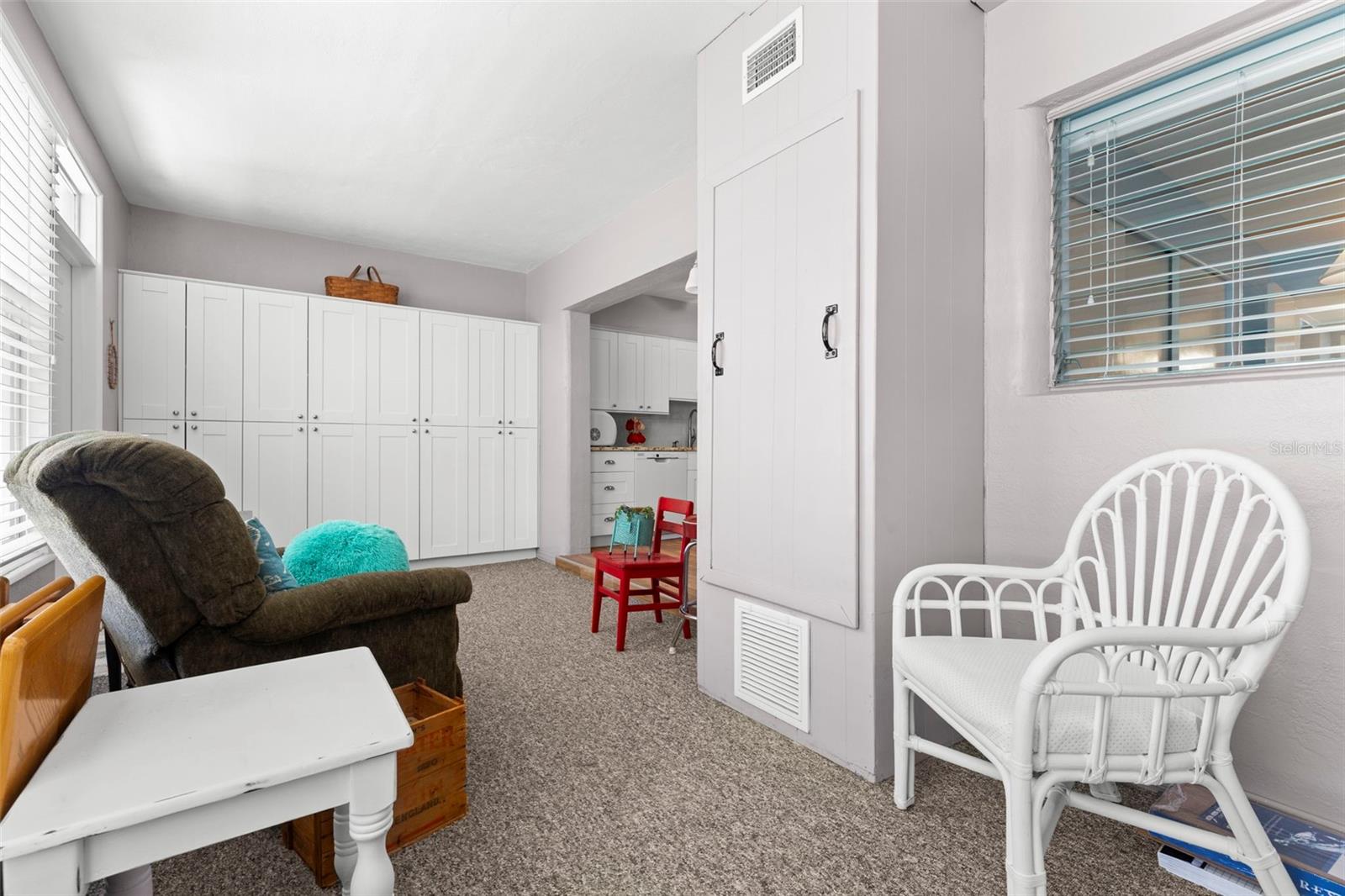 Image 17 of 25 For 4152 55th Way N 927