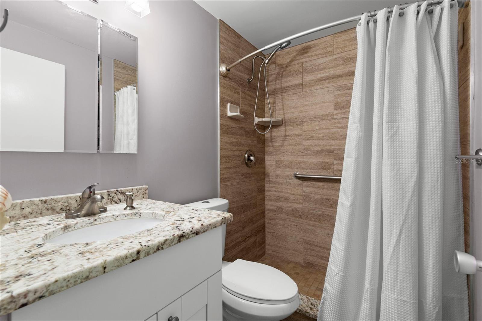 Image 21 of 25 For 4152 55th Way N 927