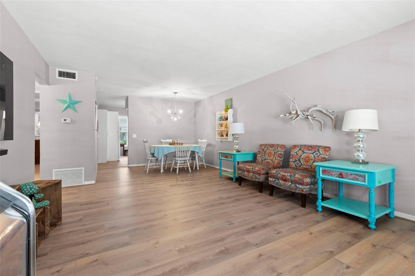 Image 7 of 25 For 4152 55th Way N 927
