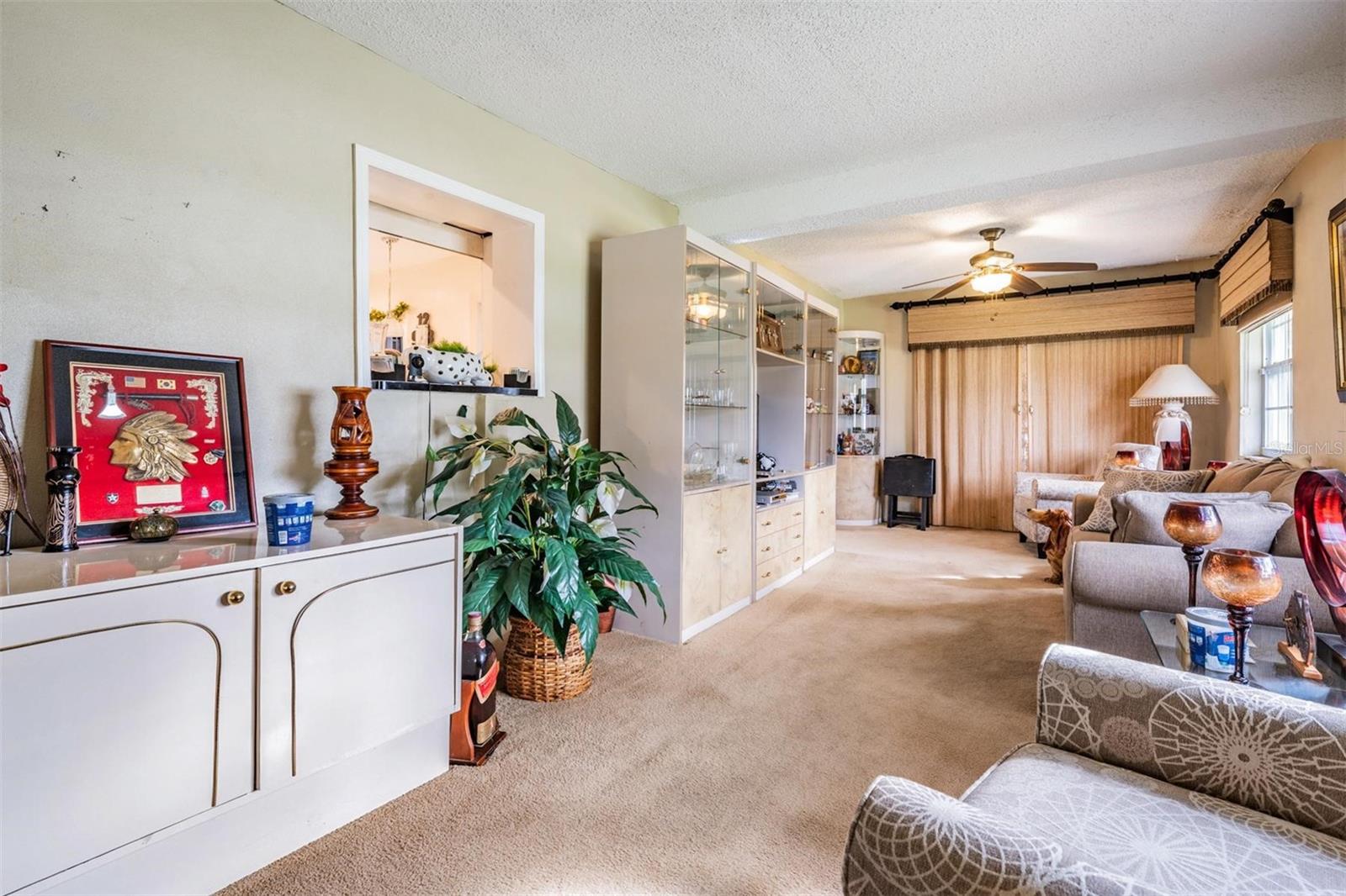 Listing photo id 10 for 2520 St Conrad Street