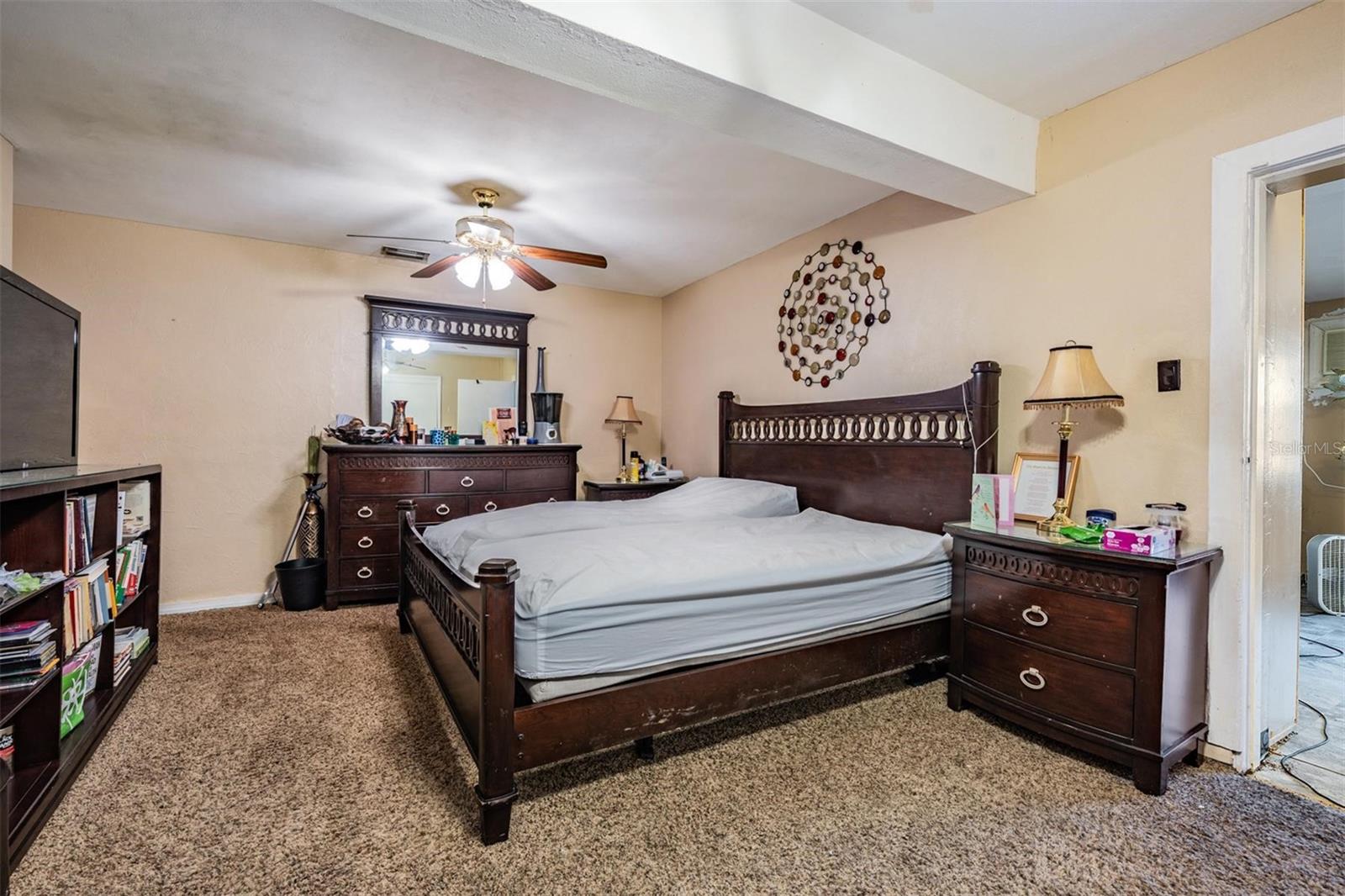 Listing photo id 18 for 2520 St Conrad Street