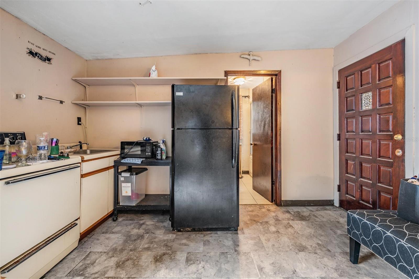 Listing photo id 22 for 2520 St Conrad Street
