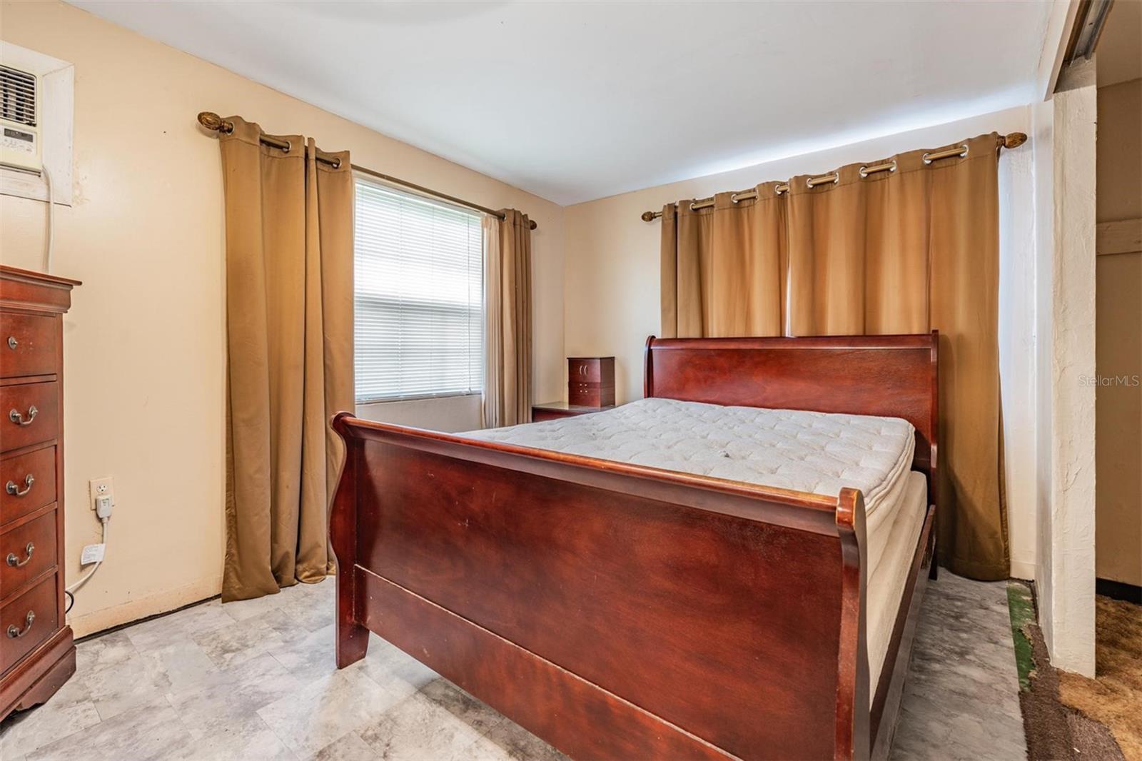 Listing photo id 26 for 2520 St Conrad Street