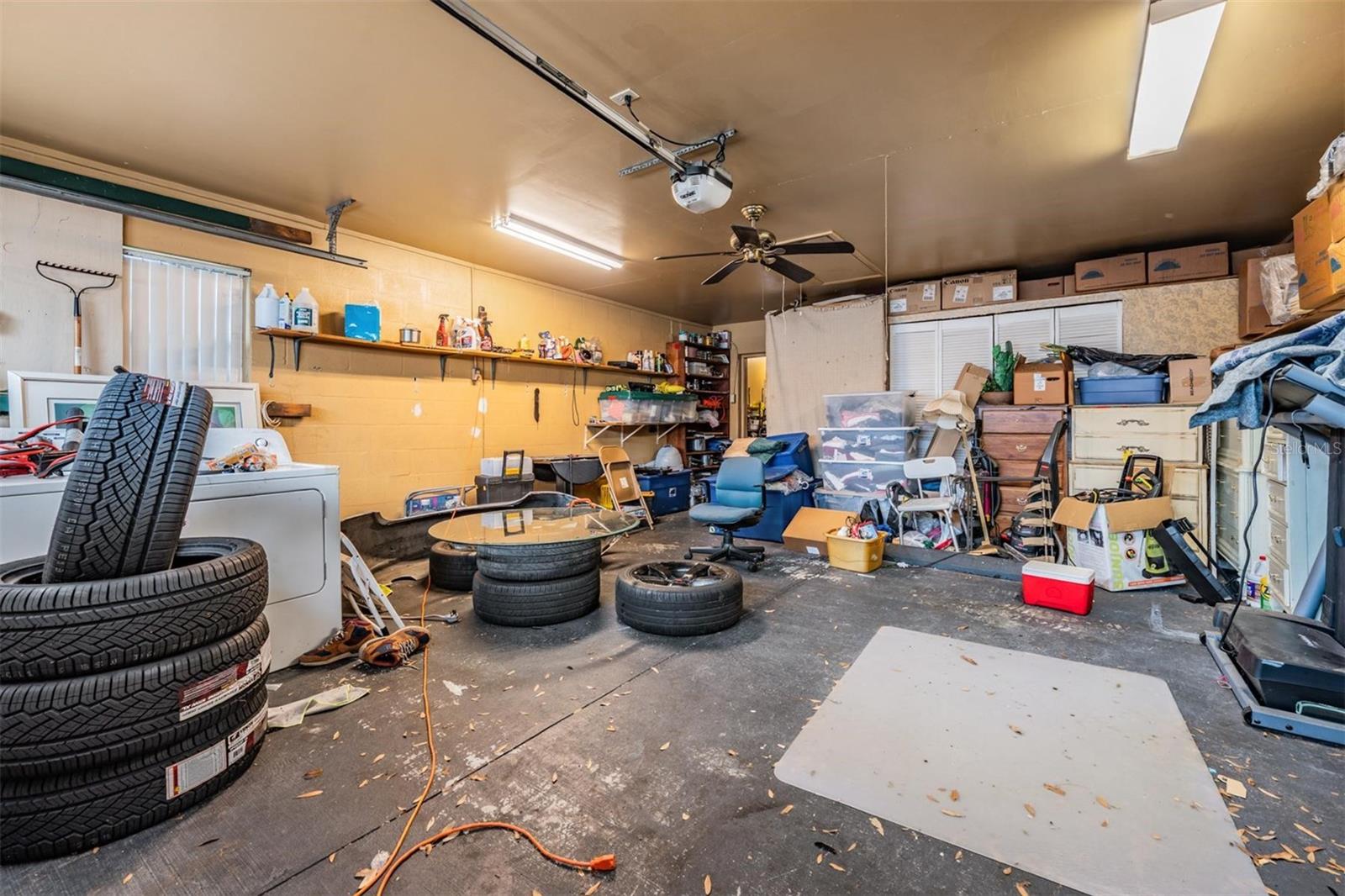 Listing photo id 39 for 2520 St Conrad Street