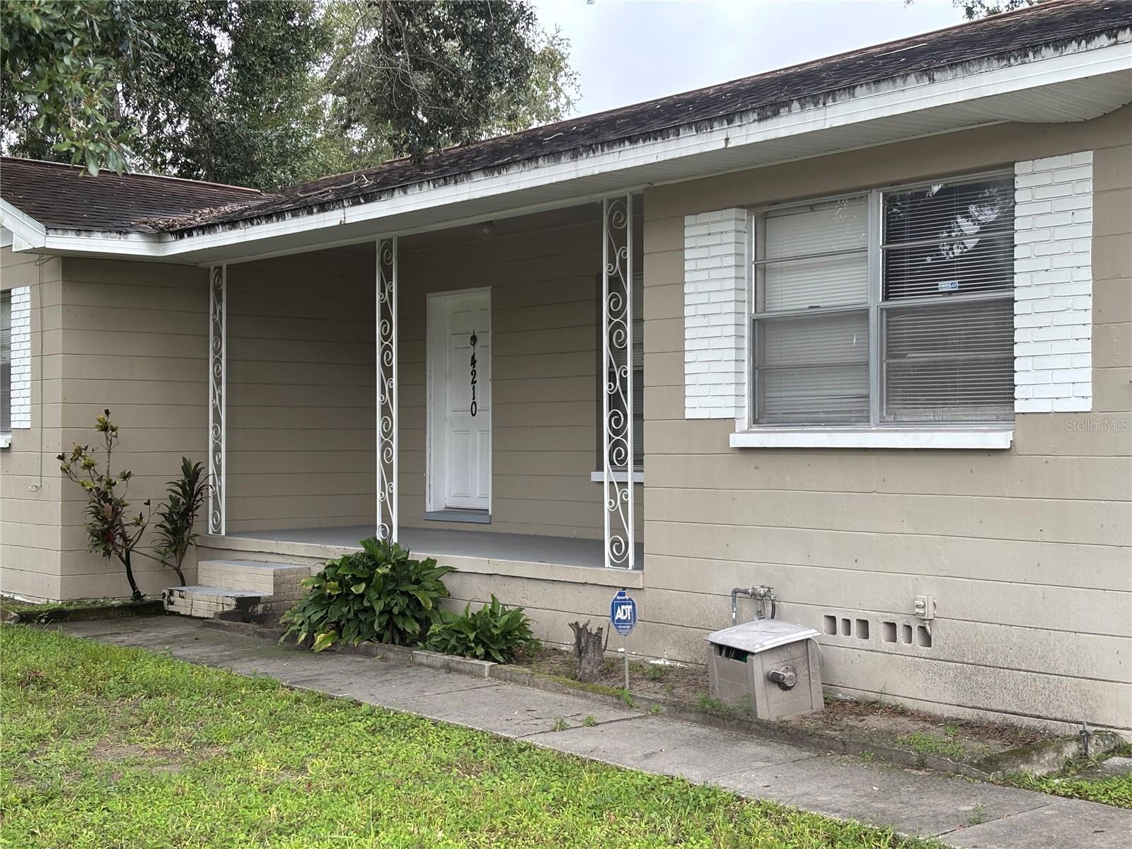 Image 2 of 4 For 4210 River Hills Drive