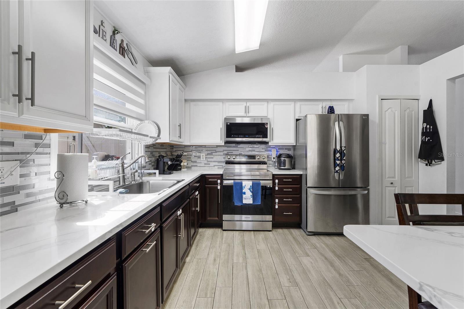 Image 11 of 48 For 10436 Hunters Haven Boulevard