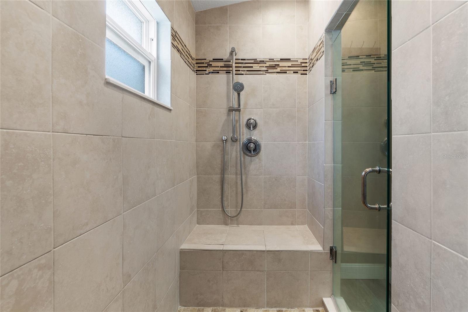 Image 24 of 48 For 10436 Hunters Haven Boulevard