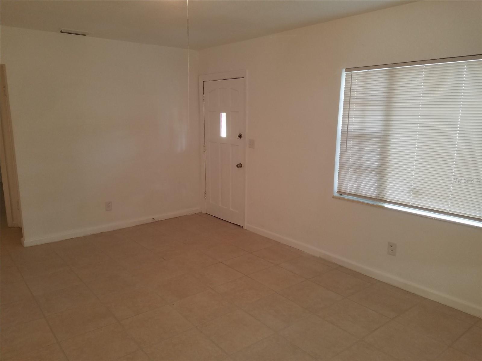 Image 2 of 10 For 4216 15th Avenue S