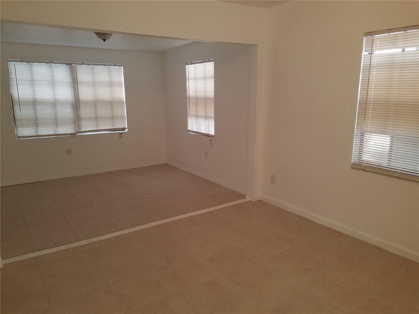 Image 4 of 10 For 4216 15th Avenue S