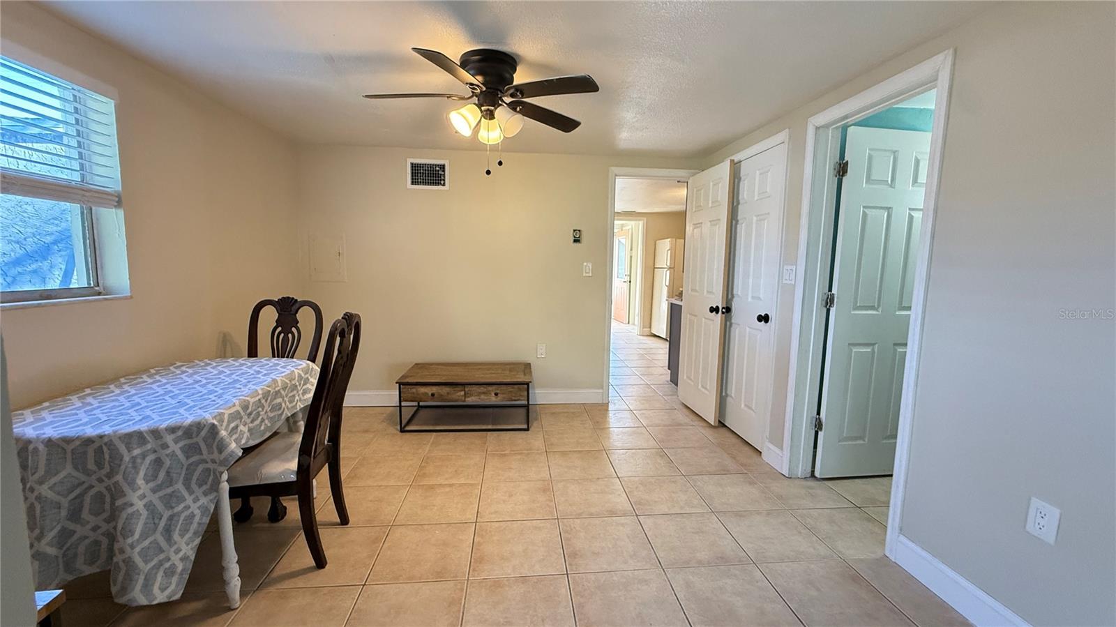 Image 12 of 19 For 12611 1st Isle