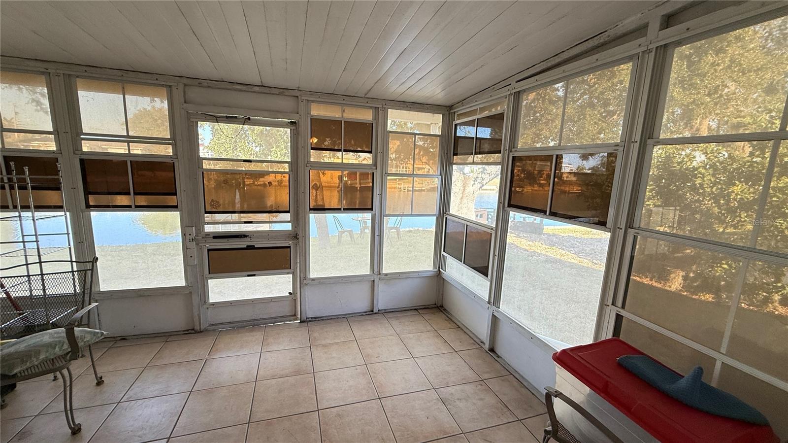 Image 15 of 19 For 12611 1st Isle