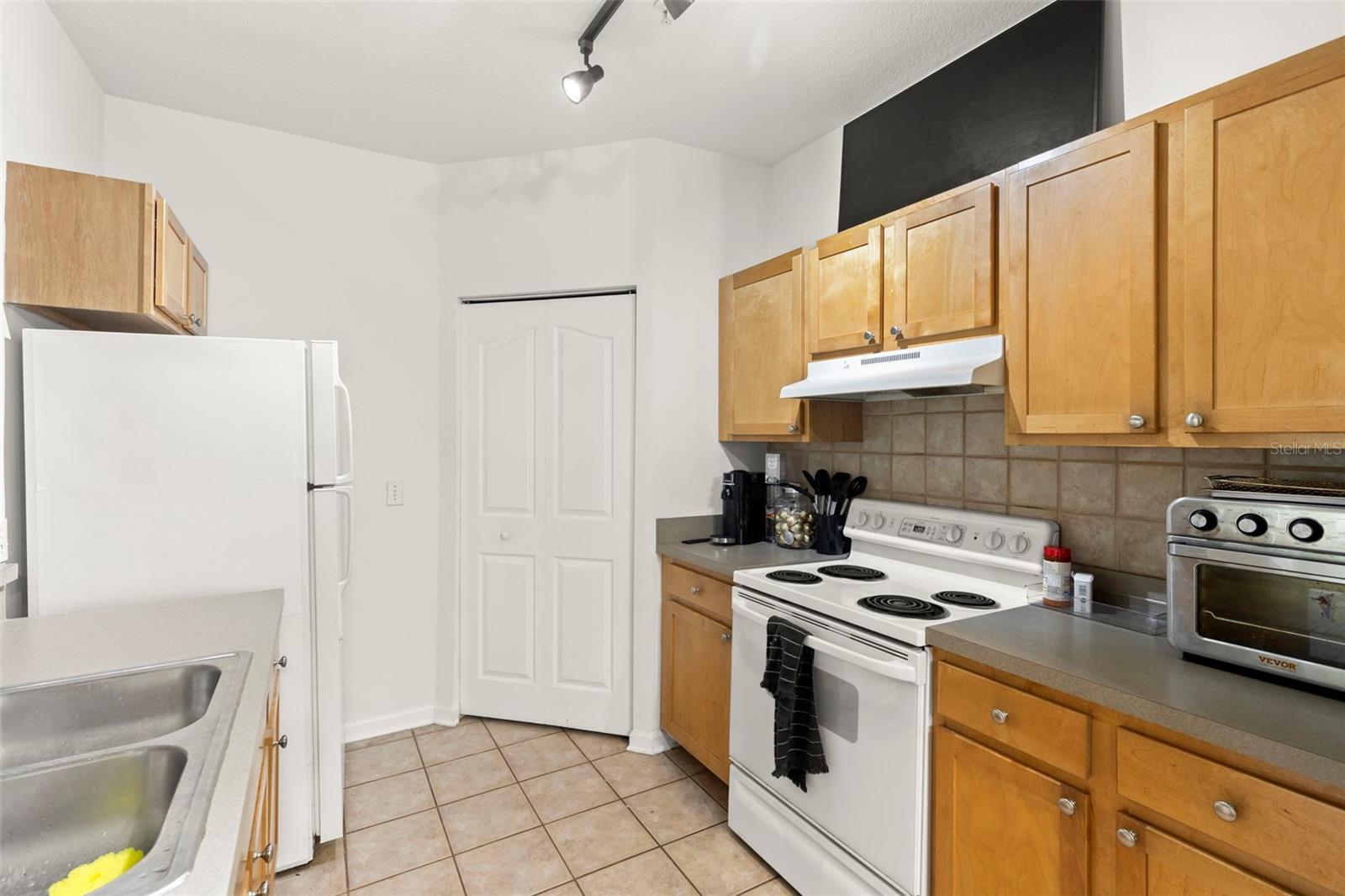 Image 14 of 26 For 4207 Dale Mabry Highway 6213