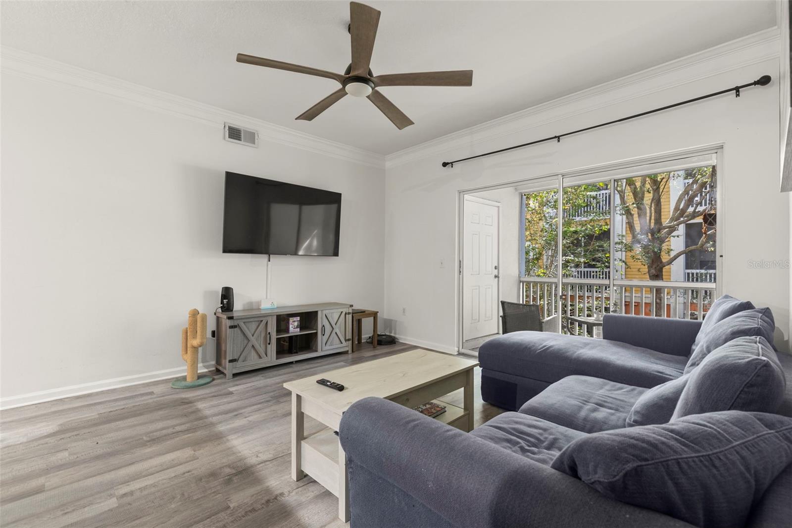 Image 3 of 26 For 4207 Dale Mabry Highway 6213