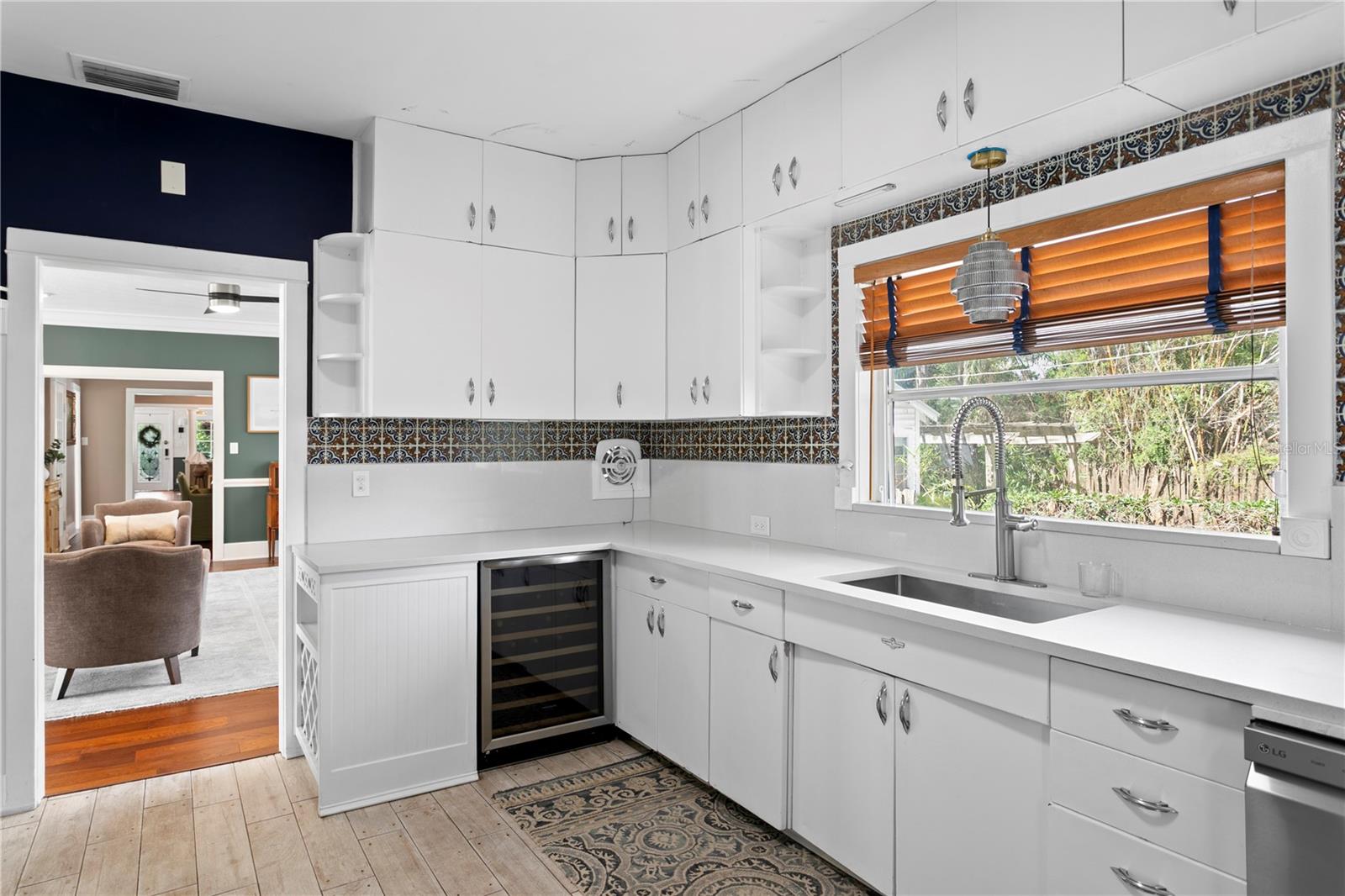 Image 31 of 67 For 5303 Suwanee Avenue