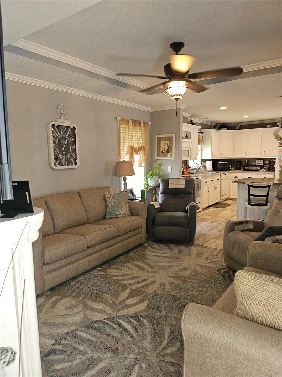 Image 15 of 42 For 171 Crown Point Drive