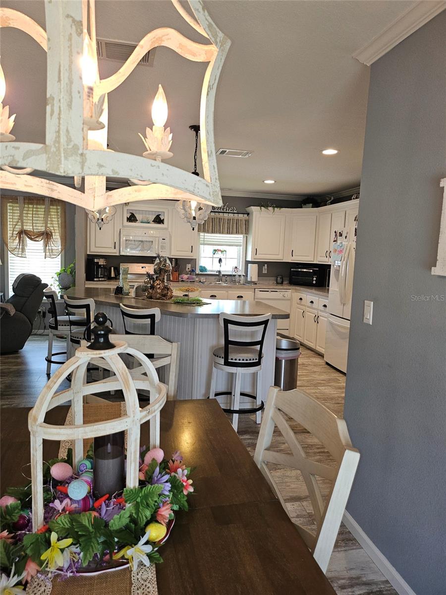 Image 18 of 42 For 171 Crown Point Drive